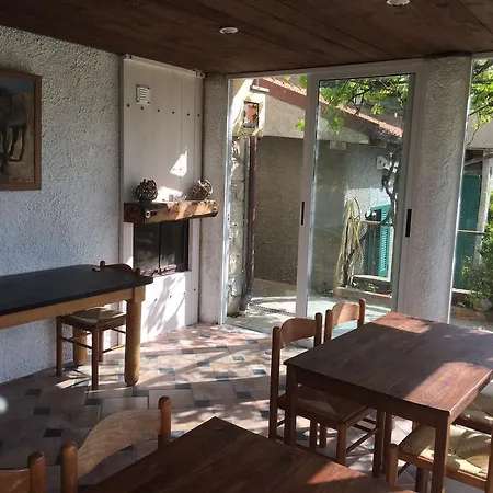 Farmház Olivarancio Leivi